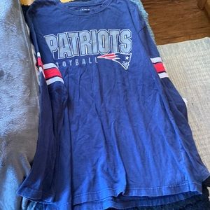 Long sleeve men's shirt patriots large
